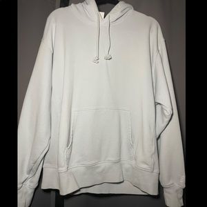 Aritzia Airy Af hoodie